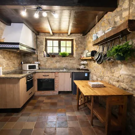 Holiday home Casa Llanes Jardin Y Barbacoa - Molino De Vallina *